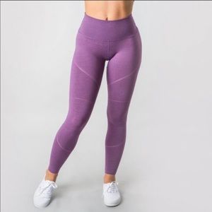 Alphalete revival medium leggings ultra violet EUC